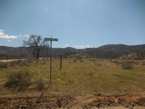 18955 Arosa Rd, Tehachapi, CA 93561 photo 3
