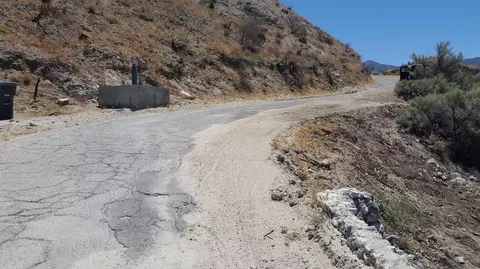 6864 Soledad Canyon Rd, Acton, CA 93510 photo 2