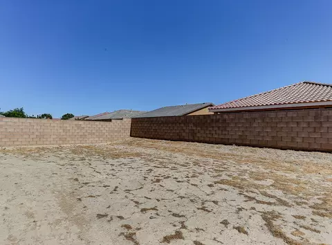 3032 Newgrove St E, Lancaster, CA 93535 photo 18