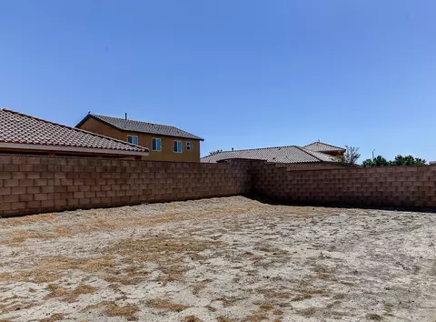 3032 Newgrove St E, Lancaster, CA 93535 photo 17