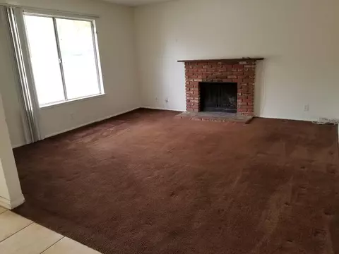 2738 Lingard St E, Lancaster, CA 93535 photo 3