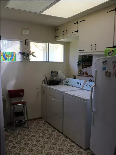 3585 Backus Rd, Mojave, CA 93501 photo 5