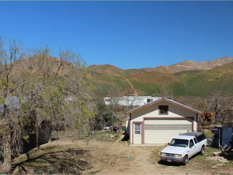 3585 Backus Rd, Mojave, CA 93501 photo 11