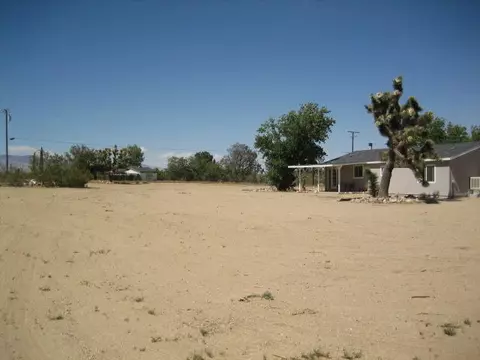 9401 61st St W, Mojave, CA 93501 photo 23