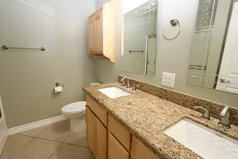 2827 Springfield Pl, Lancaster, CA 93536 photo 12