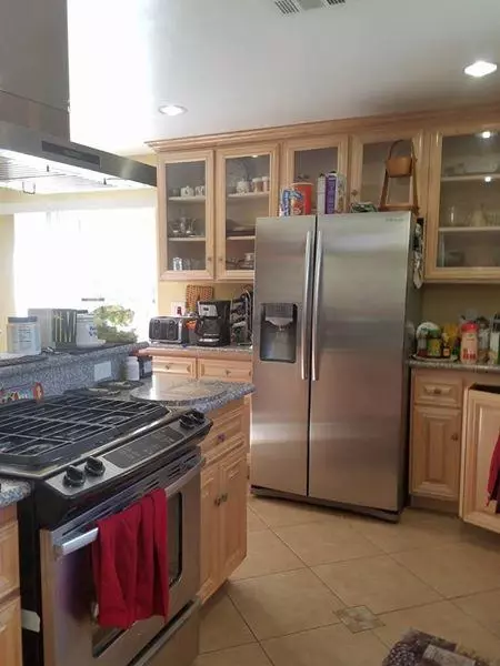 37511 5th St E, Palmdale, CA 93550 photo 12