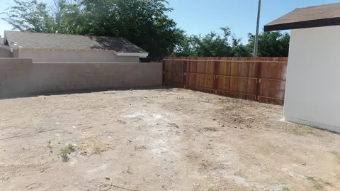 43049 Alexo Dr, Lancaster, CA 93536 photo 19