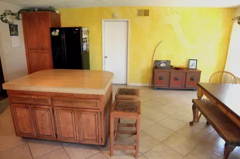 44632 Benald St, Lancaster, CA 93535 photo 22