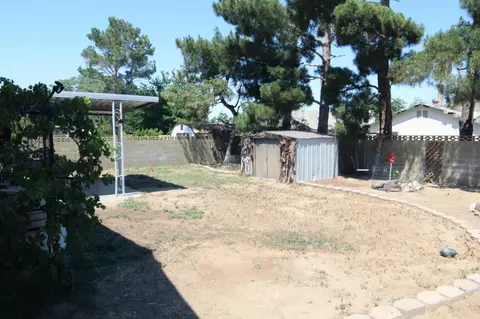 44632 Benald St, Lancaster, CA 93535 photo 32