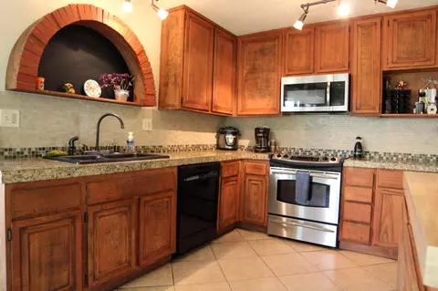 44632 Benald St, Lancaster, CA 93535 photo 23