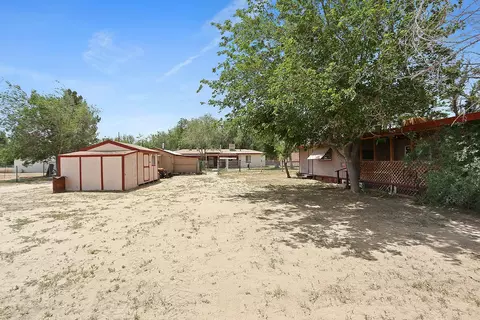 9227 Avenue E8 W, Lancaster, CA 93536 photo 16