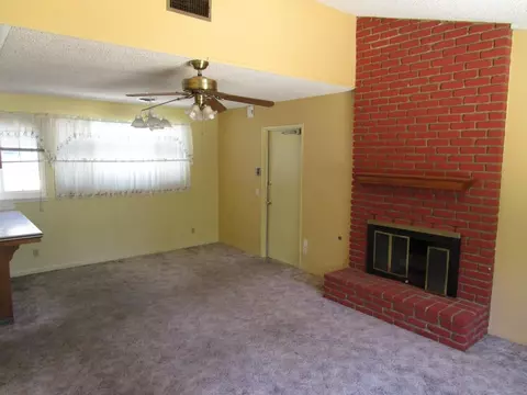 43922 Galion Ave, Lancaster, CA 93536 photo 13