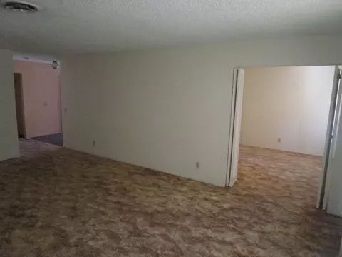 43922 Galion Ave, Lancaster, CA 93536 photo 7