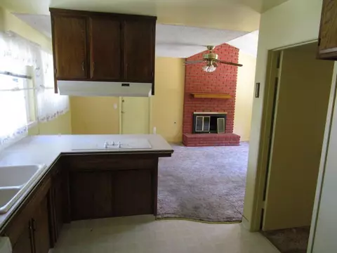 43922 Galion Ave, Lancaster, CA 93536 photo 11