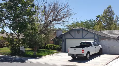 43615 6th St E, Lancaster, CA 93535 photo 1