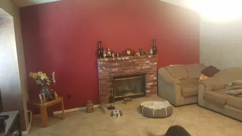 43615 6th St E, Lancaster, CA 93535 photo 2