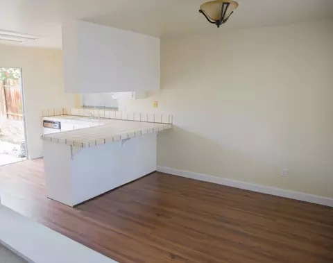 210 Avenue R3 E, Palmdale, CA 93550 photo 4