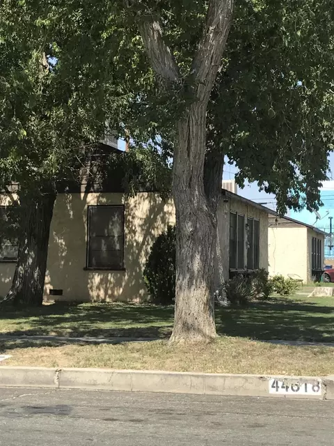 44616 Beech Ave, Lancaster, CA 93534 photo 4