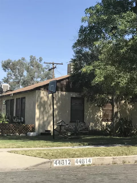 44616 Beech Ave, Lancaster, CA 93534 photo 2