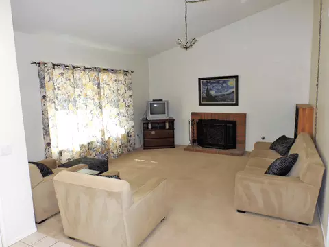 37930 Janus Dr, Palmdale, CA 93550 photo 2