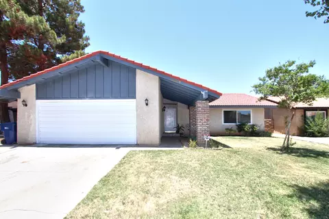 44619 13th St E, Lancaster, CA 93535 photo 2