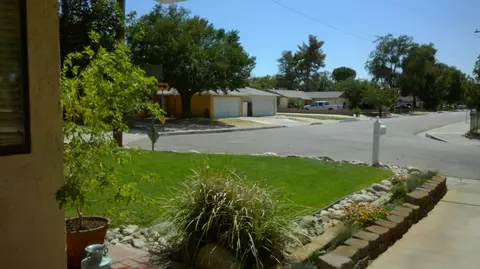 44002 Cedar Ave, Lancaster, CA 93534 photo 4