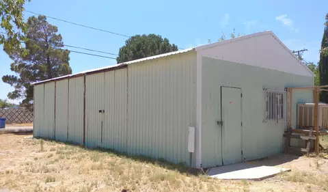 45515 35th St E, Lancaster, CA 93535 photo 3