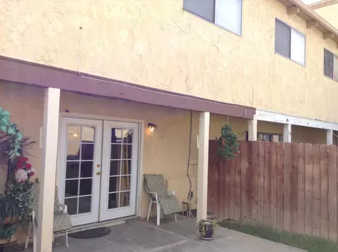 209 Ave K E, Lancaster, CA 93535 photo 9