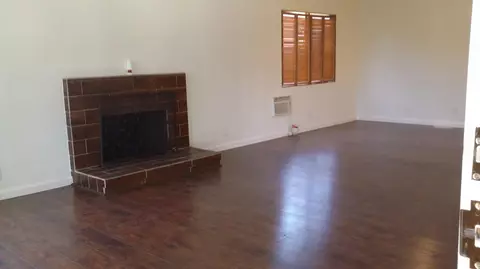 1852 Park Cir Dr, Lancaster, CA 93535 photo 4