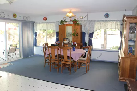 1139 Morven St, Lancaster, CA 93535 photo 4