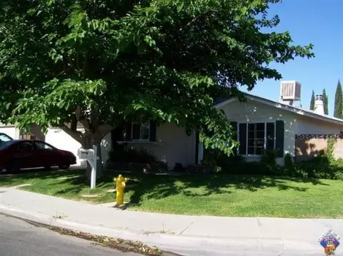 43355 Fenner Ave, Lancaster, CA 93536 photo 1