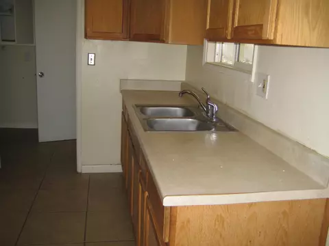 134 Avenue Q E, Palmdale, CA 93550 photo 8