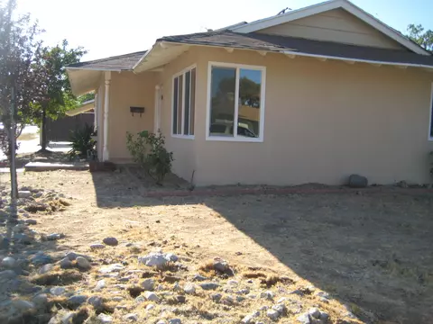 134 Avenue Q E, Palmdale, CA 93550 photo 3
