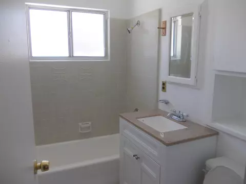 410 Kildare St E, Lancaster, CA 93535 photo 7