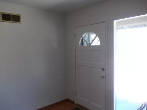 410 Kildare St E, Lancaster, CA 93535 photo 3