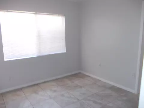 410 Kildare St E, Lancaster, CA 93535 photo 12