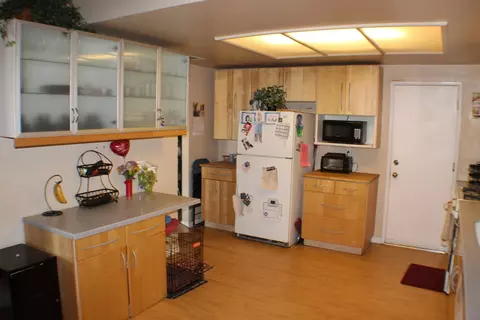 1054 Avenue J7 E, Lancaster, CA 93535 photo 7