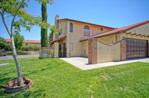 43742 Frieda Ct, Lancaster, CA 93535 photo 1