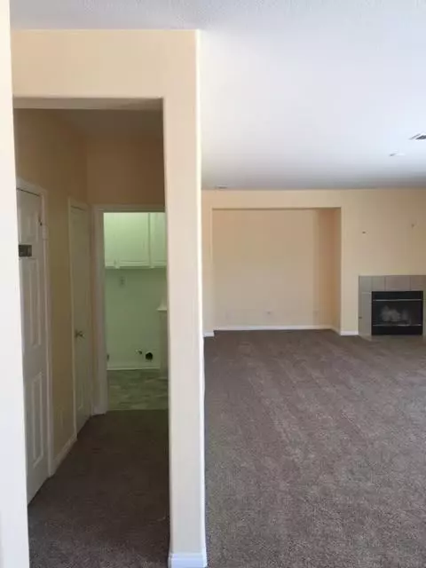 4231 Jonathon St, Lancaster, CA 93536 photo 8