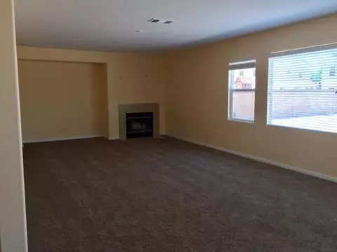 4231 Jonathon St, Lancaster, CA 93536 photo 7