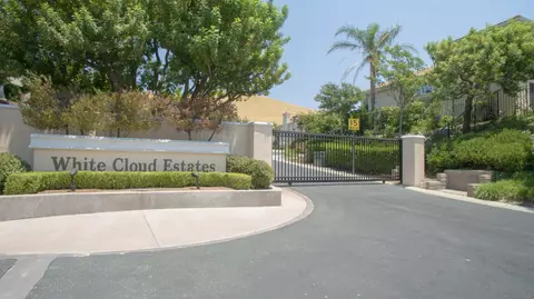 5728 Tonopah Ct, Simi Valley, CA 93063 photo 3