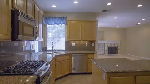 5728 Tonopah Ct, Simi Valley, CA 93063 photo 16