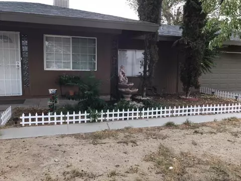 40647 166th St E, Lancaster, CA 93535 photo 1