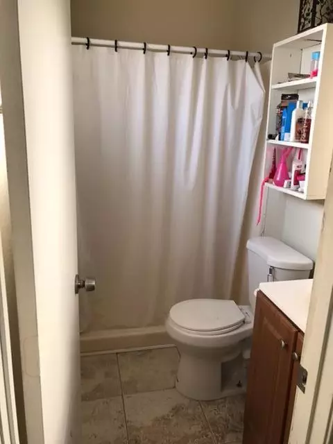 40647 166th St E, Lancaster, CA 93535 photo 3