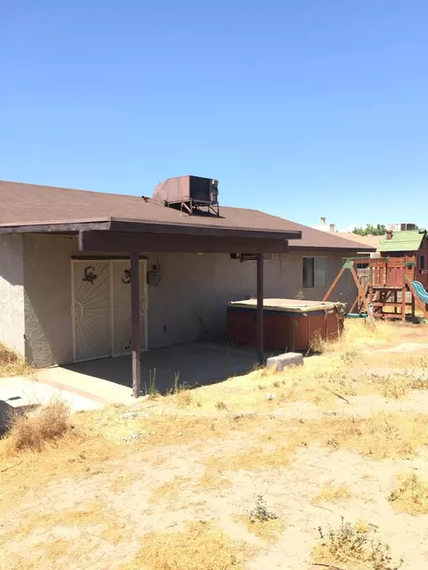 44954 Logue Ave, Lancaster, CA 93535 photo 25