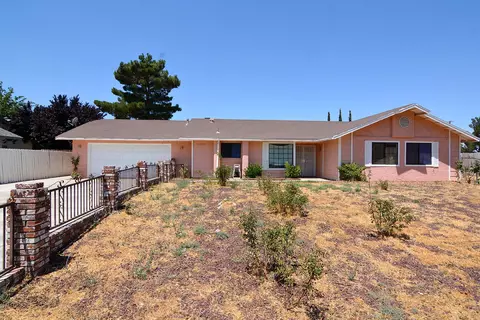 45949 York Pl, Lancaster, CA 93534 photo 3