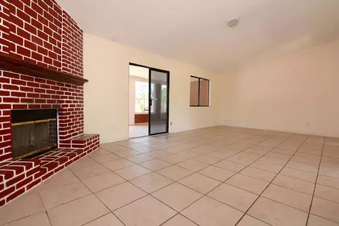 45949 York Pl, Lancaster, CA 93534 photo 14