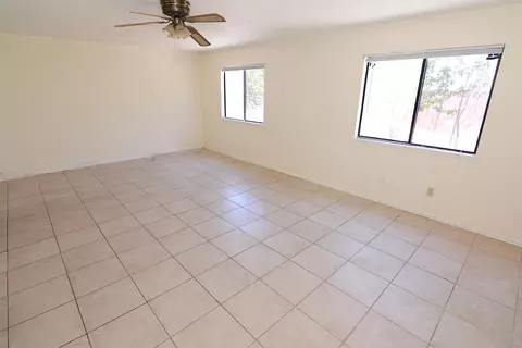 45949 York Pl, Lancaster, CA 93534 photo 34