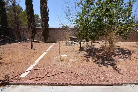 45949 York Pl, Lancaster, CA 93534 photo 39