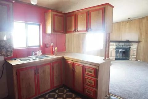 92 Jessica Ave, Mojave, CA 93501 photo 13